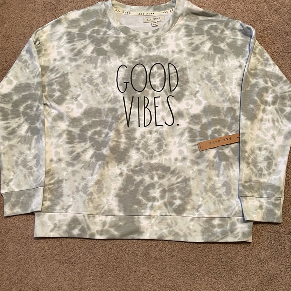sage green tie dye